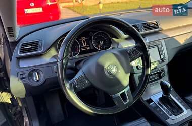 Универсал Volkswagen Passat 2011 в Киеве