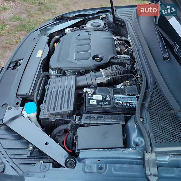 Універсал Volkswagen Passat 2020 в Радивиліві