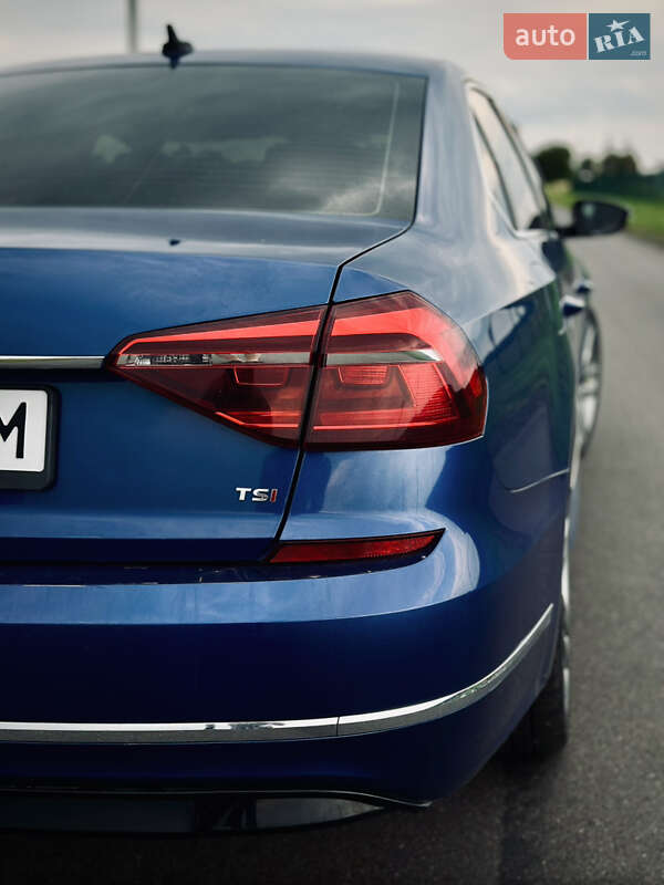 Седан Volkswagen Passat 2016 в Киеве фото 6 Седан Volkswagen Passat 2016 в Киеве
