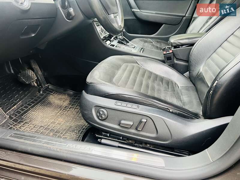 Седан Volkswagen Passat 2014 в Одесі