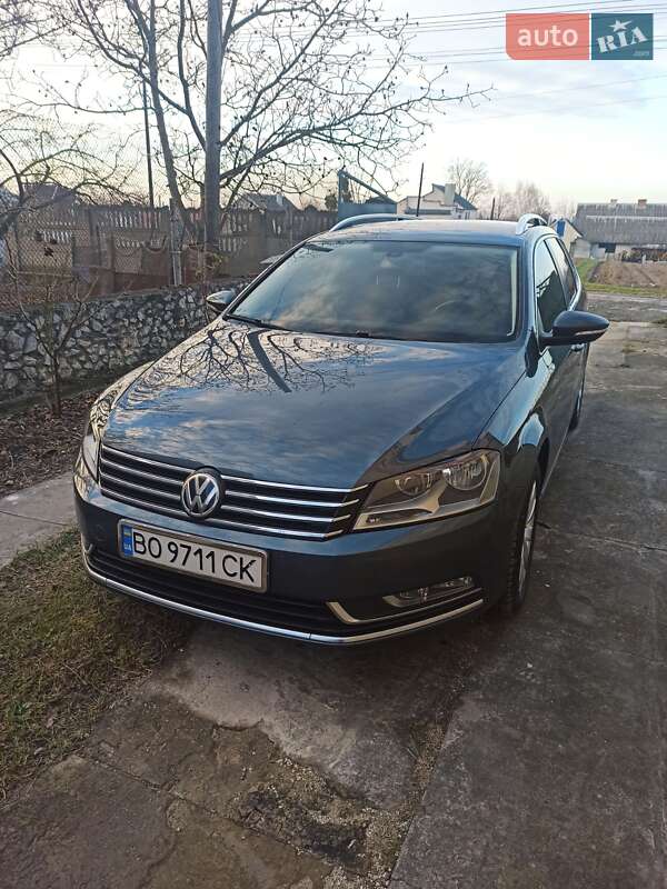 Универсал Volkswagen Passat 2011 в Кременце