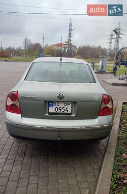 Седан Volkswagen Passat 2003 в Львове