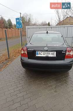 Седан Volkswagen Passat 2001 в Луцьку