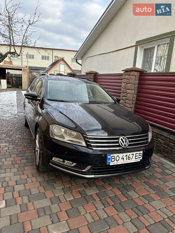 Універсал Volkswagen Passat 2012 в Чорткові