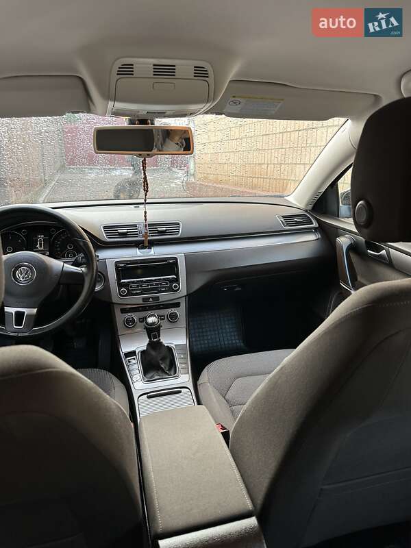 Універсал Volkswagen Passat 2012 в Чорткові