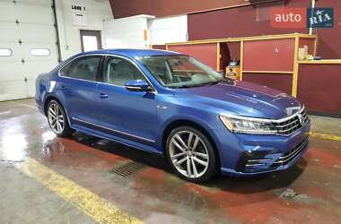 Седан Volkswagen Passat 2017 в Хмельницком