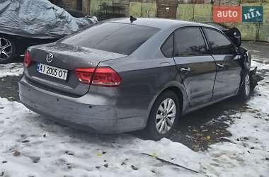 Седан Volkswagen Passat 2014 в Киеве