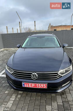 Универсал Volkswagen Passat 2016 в Ровно