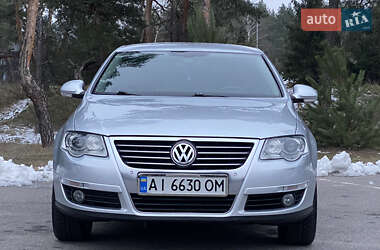 Седан Volkswagen Passat 2010 в Киеве