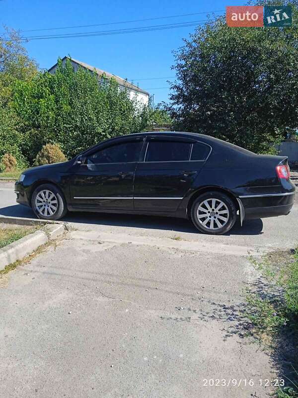 Седан Volkswagen Passat 2007 в Днепре