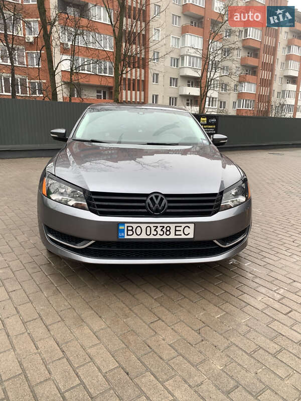 Седан Volkswagen Passat 2014 в Тернополі