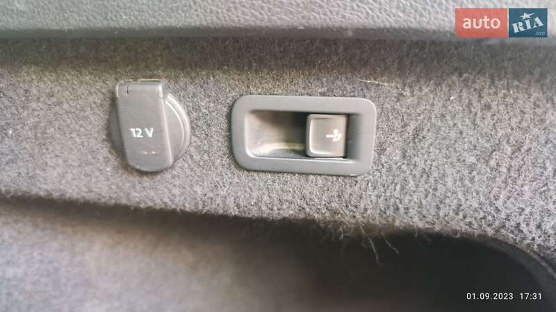 Універсал Volkswagen Passat 2018 в Чернівцях