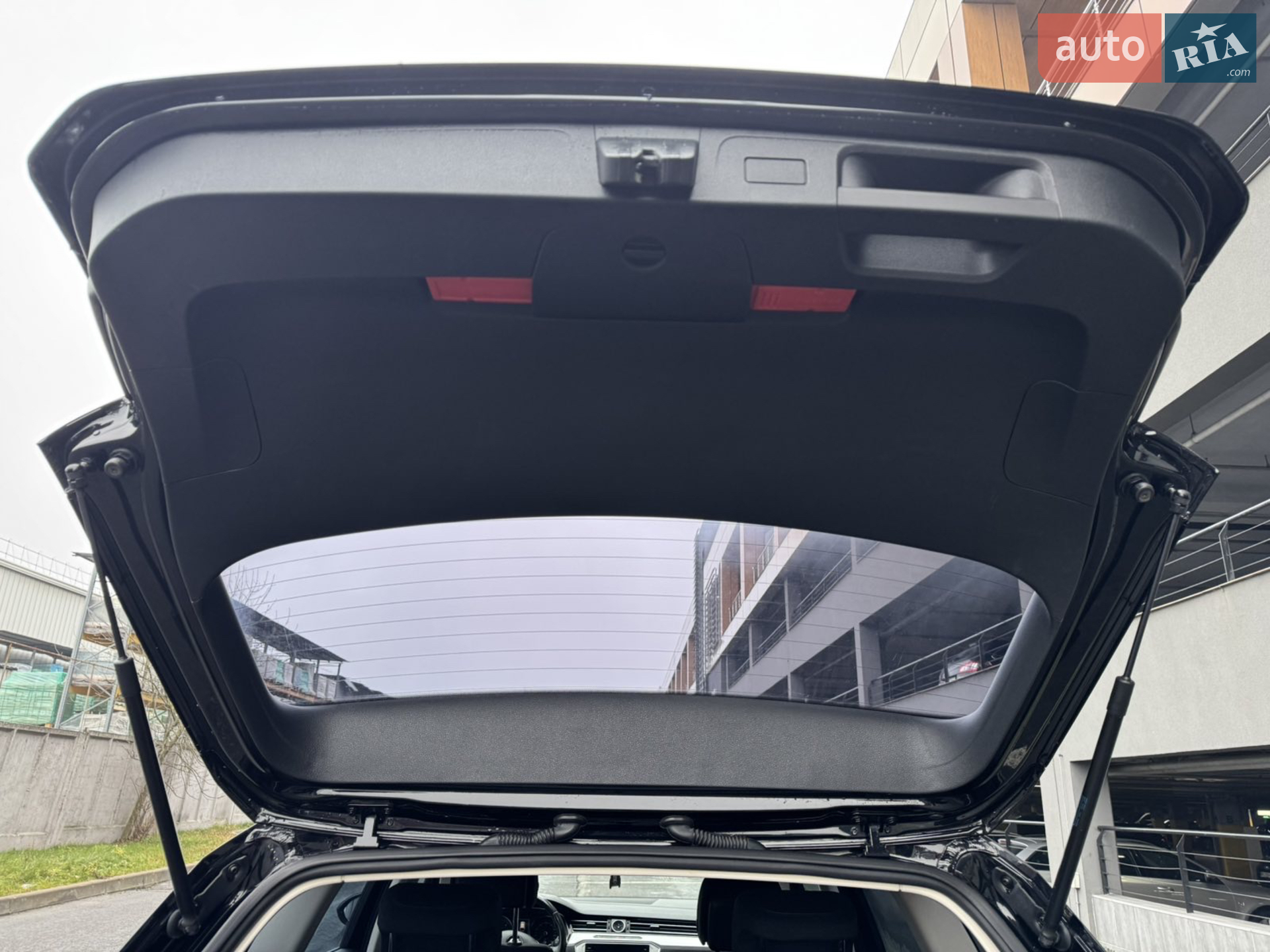 2017 Volkswagen Passat - мініатюра 42