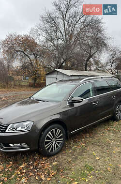 Універсал Volkswagen Passat 2013 в Полтаві