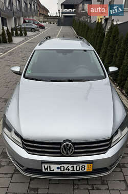 Универсал Volkswagen Passat 2013 в Черновцах