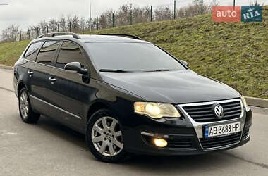 Універсал Volkswagen Passat 2008 в Рівному