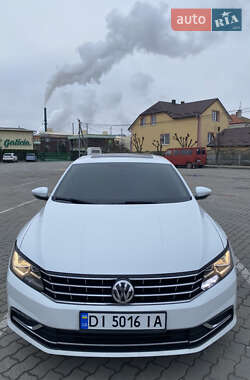 Седан Volkswagen Passat 2018 в Городку