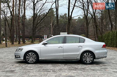 Седан Volkswagen Passat 2012 в Луцьку