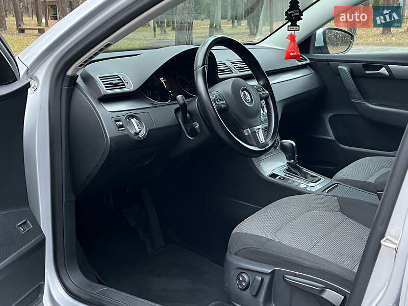 Седан Volkswagen Passat 2012 в Луцке фото 16 Седан Volkswagen Passat 2012 в Луцке
