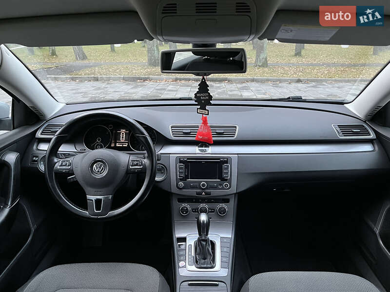 Седан Volkswagen Passat 2012 в Луцке фото 24 Седан Volkswagen Passat 2012 в Луцке