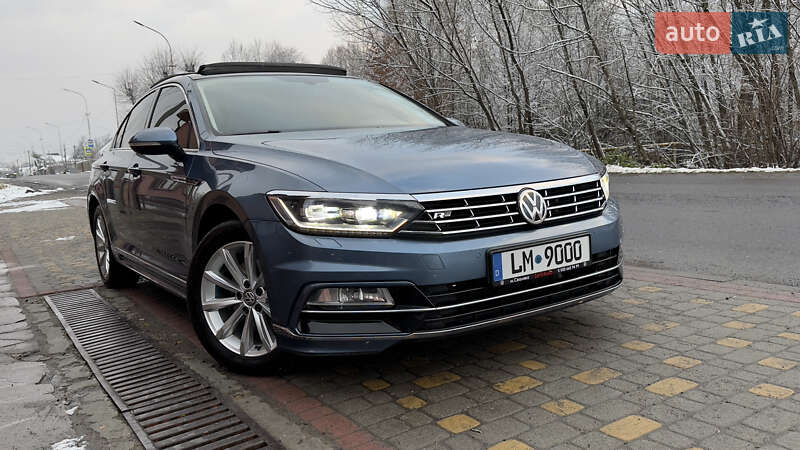 Седан Volkswagen Passat 2015 в Сваляве