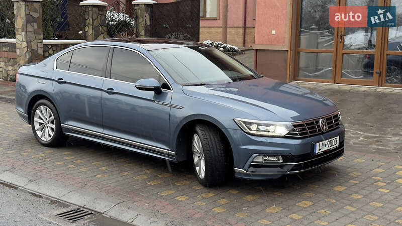 Седан Volkswagen Passat 2015 в Сваляве