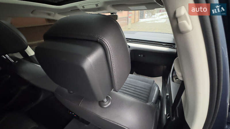 Седан Volkswagen Passat 2015 в Сваляве