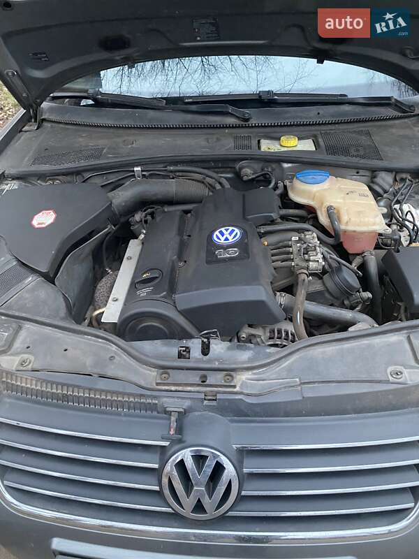 Седан Volkswagen Passat 2003 в Кривому Розі