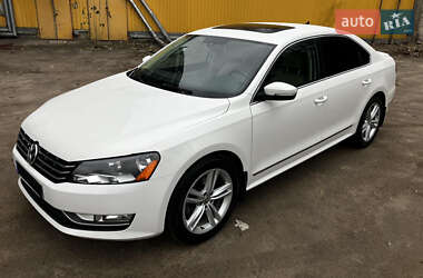 Седан Volkswagen Passat 2013 в Києві