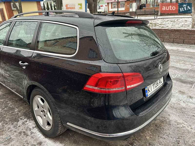 Універсал Volkswagen Passat 2013 в Гостомелі