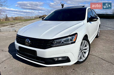 Седан Volkswagen Passat 2018 в Черкасах