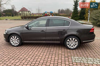 Седан Volkswagen Passat 2011 в Львові