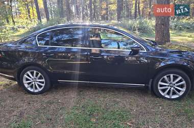Седан Volkswagen Passat 2012 в 
