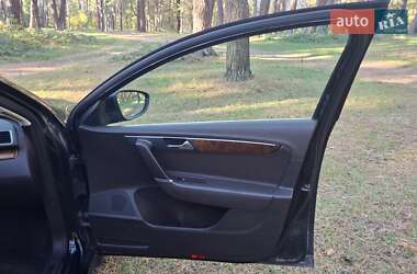 Седан Volkswagen Passat 2012 в 