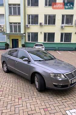 Седан Volkswagen Passat 2008 в Дніпрі