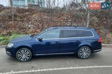 Універсал Volkswagen Passat 2012 в Львові