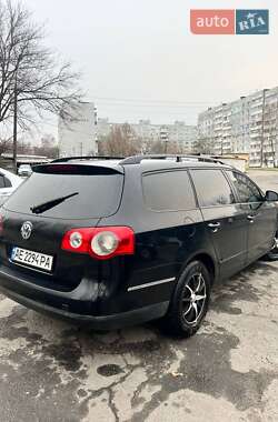 Універсал Volkswagen Passat 2005 в Запоріжжі