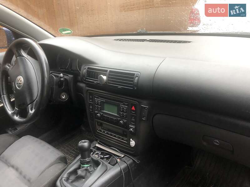 Універсал Volkswagen Passat 2004 в Києві