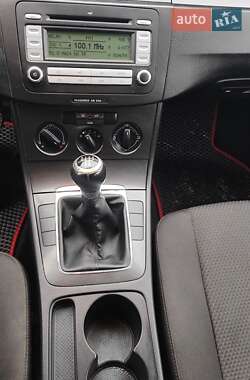 Универсал Volkswagen Passat 2006 в 