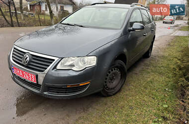 Універсал Volkswagen Passat 2009 в Рівному