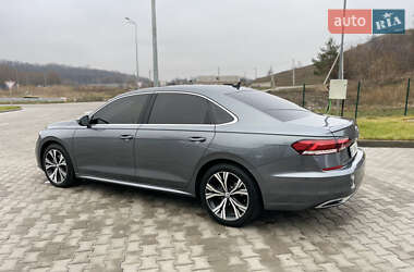 Седан Volkswagen Passat 2021 в 