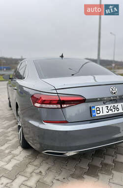 Седан Volkswagen Passat 2021 в 