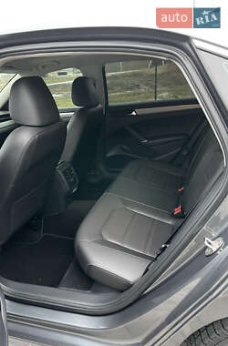 Седан Volkswagen Passat 2021 в 