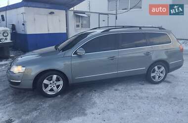 Универсал Volkswagen Passat 2009 в Ровно