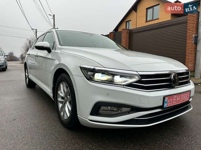 Універсал Volkswagen Passat 2021 в Києві