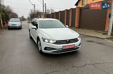 Універсал Volkswagen Passat 2021 в Києві