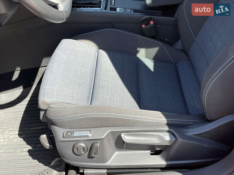 Универсал Volkswagen Passat 2020 в Черновцах