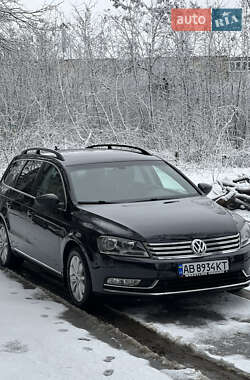 Універсал Volkswagen Passat 2013 в Жмеринці