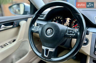 Універсал Volkswagen Passat 2012 в Міжгір'ї