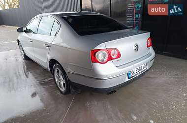 Седан Volkswagen Passat 2007 в Звягелі